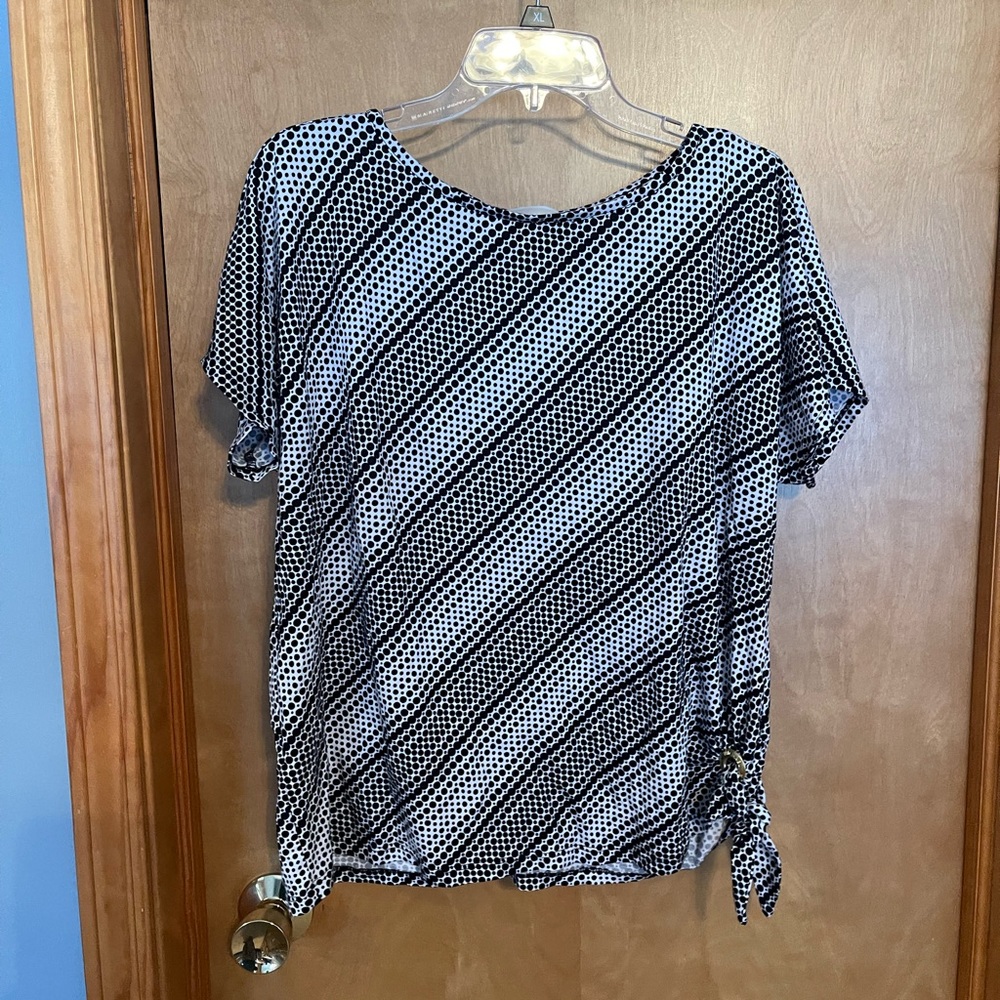 Michael Kors. Size L